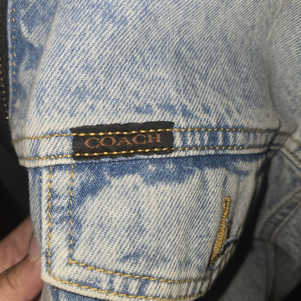 LIKE NEW AUTHENTIC COACH Denim Crop Jacket In Organic Cotton - Picture 5 of 10